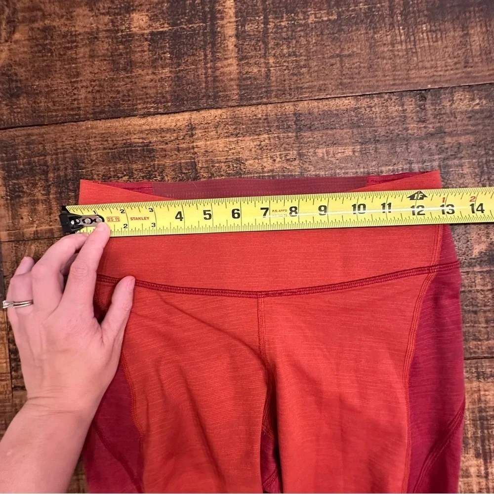 Outdoor Voices Colorblock 7/8 leggings- Like New